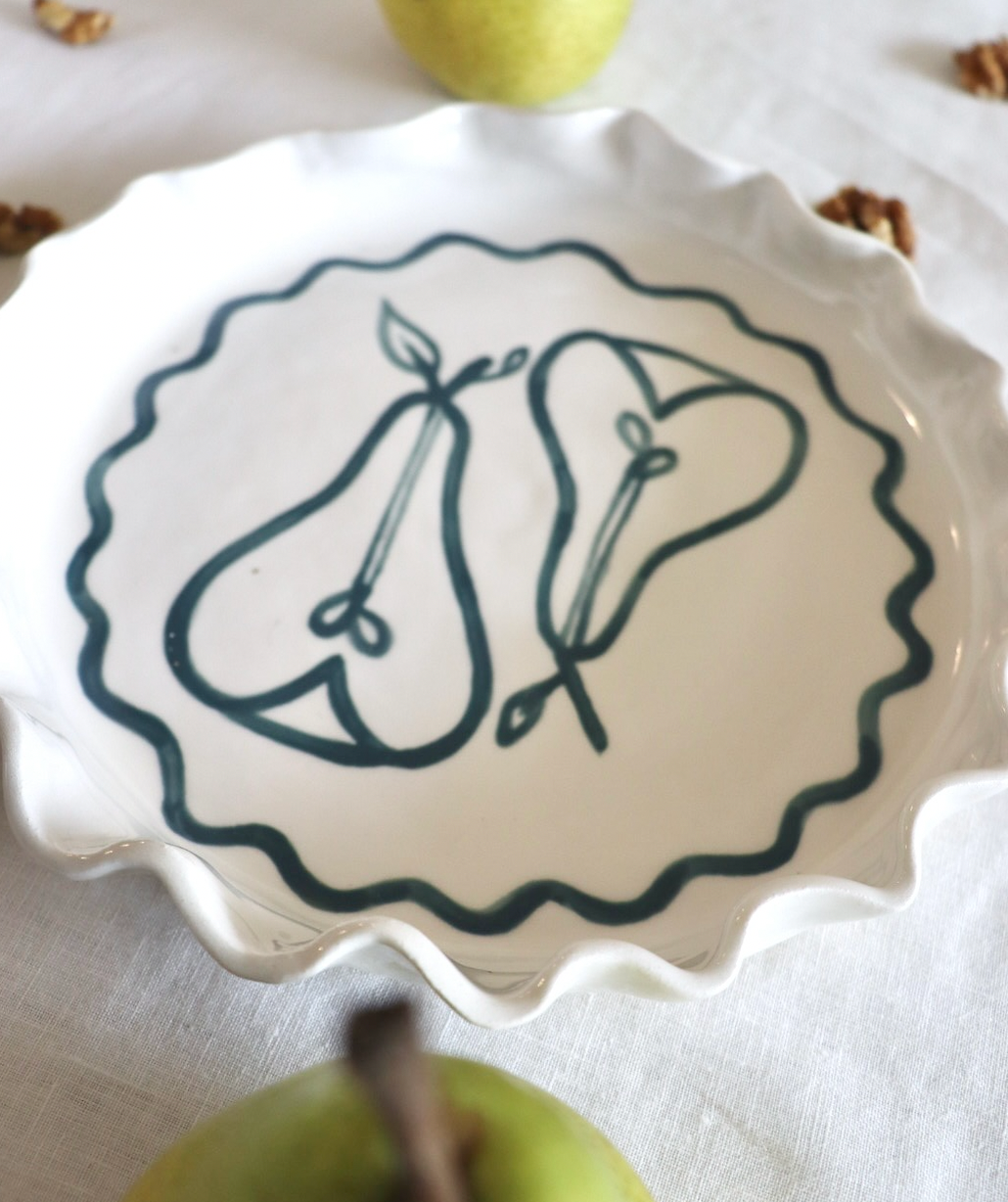 Pear Pie Dish (Medium)